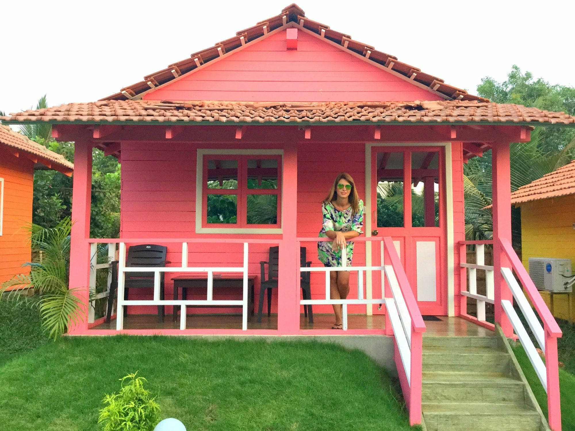 Morjim Queen Beach Resort Bagian luar foto